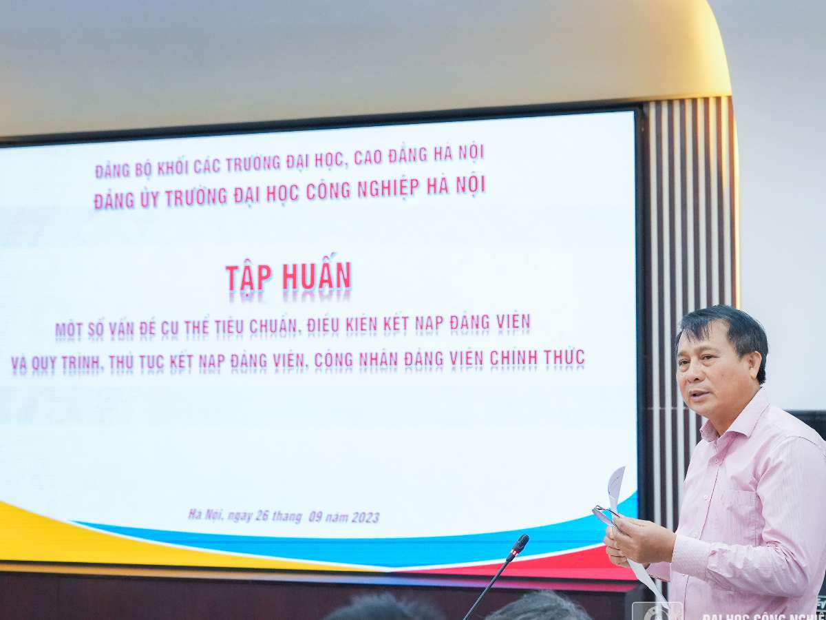 Tập huấn về tiêu chuẩn, điều kiện, thủ tục, quy trình kết nạp đảng viên và công nhận đảng viên chính thức