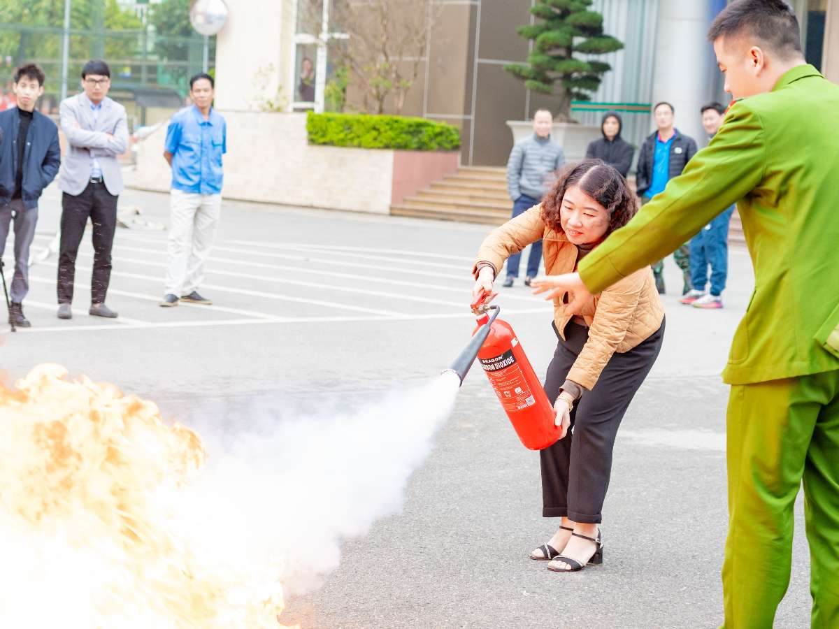 HaUI tổ chức diễn tập phương án chữa cháy và cứu nạn, cứu hộ tại 02 cơ sở Hà Nội