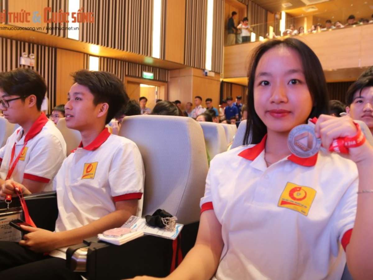 [kienthuc] Bế mạc Olympic Toán học SV-HS năm 2024: 2 thủ khoa đoạt giải Nhất “kép”