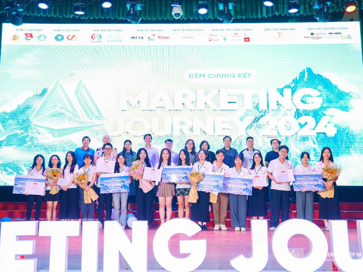 Chung kết Marketing Journey 2024: Sân chơi thực chiến cho những marketer trẻ tài năng