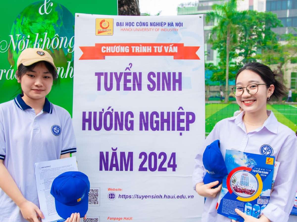 [tapchicongthuong] Điểm chuẩn trúng tuyển Trường Đại học Công nghiệp Hà Nội 4 năm gần nhất