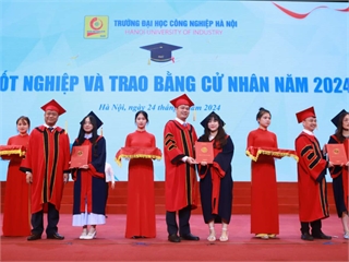 [giaoducthoidai] Trường ĐH Công nghiệp Hà Nội trao bằng tốt nghiệp cho hơn 5.000 sinh viên